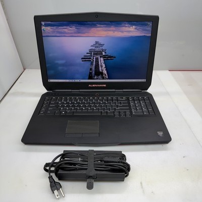 ALIENWARE 17 R2 Core i7-4720HQ 8GB 250GB SSD GTX 970M 17.3'' FHD w/Adapter Win10H