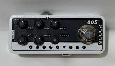 Mooer 005 Brown Sound 3 Digital Preamp Guitar Effect Pedal True Bypass 3-band EQ