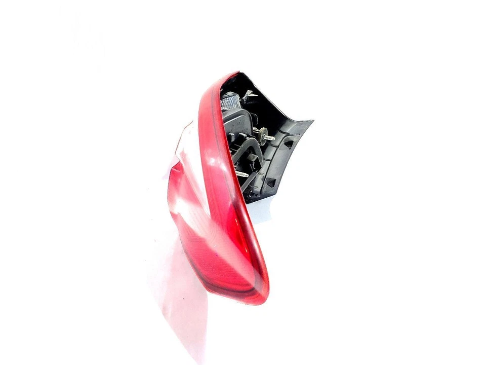 Luz trasera montada en cuarto trasero derecho Ford C-Max 2013 2014 2015 2016 OEM Foto 3 de 4