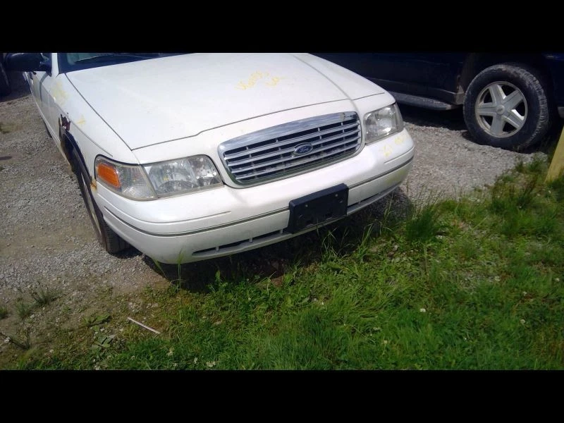 Radiator Fits 03-05 CROWN VICTORIA 2858314 - Imagem 3 de 4