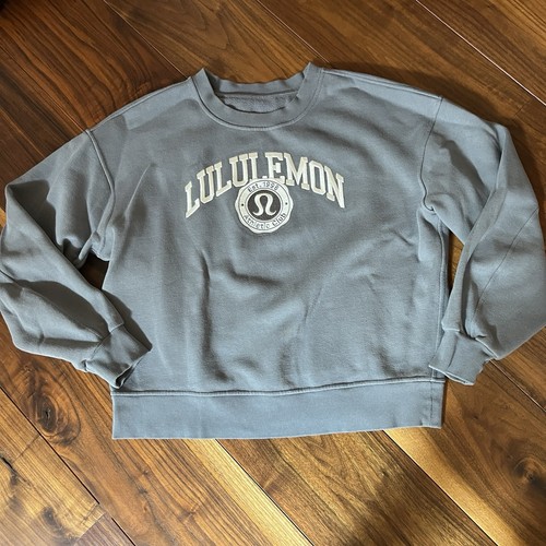 Lululemon Perfectly Oversized Crew Graphic 1998 Grey Size M