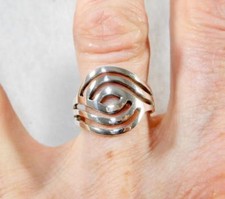 Wavy Cut-Out Design Ring 925 Sterling Silver Band Sizes 4.5, 5.5, 7.5