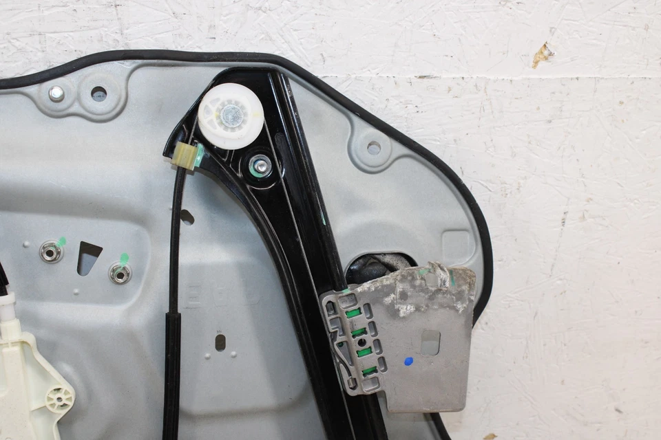 Nissan 370z 2009-2020 regulador de ventana derecha/motor OEM MN83 Foto 4 de 4