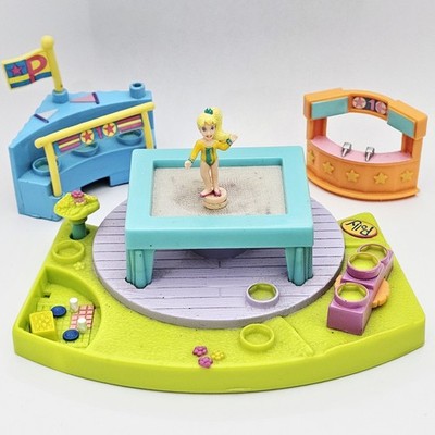  1999 Bluebird Toys Mattel POLLY POCKET Gym Turnfest TRAMPOLINE Leichtathletik