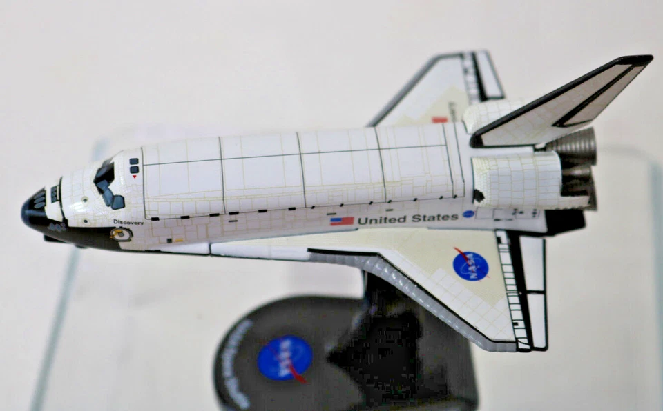NASA Discovery Space Shuttle 1:300 Reusable PS5823-2 Same Day Shipping - Image 3 of 4