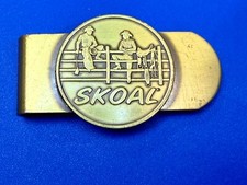 One SKOAL Snuff Tobacco Cowboy Vintage Gold Tone Money Clip