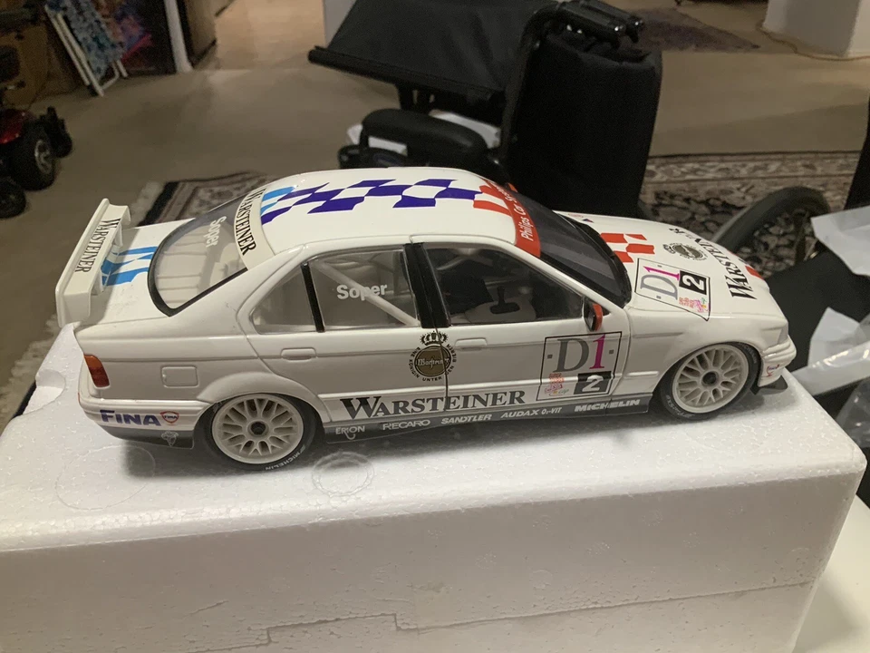 1:18 UT 1996 BMW 320i Team Bigazzi Racing STW-Cup Car Steve Soper Diecast Model - Image 3 of 4