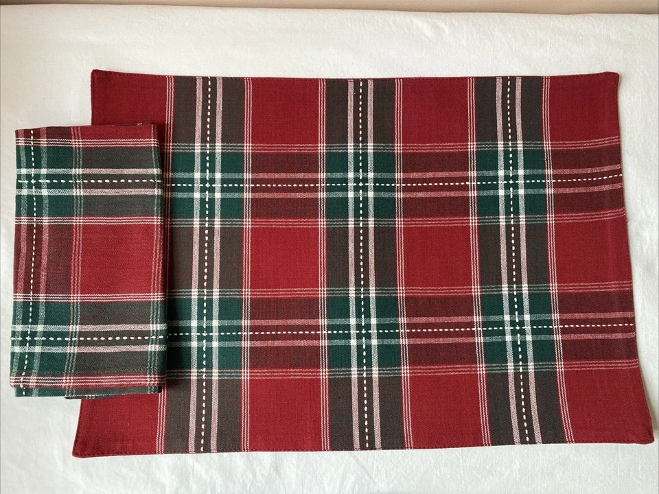 Set of 4 Red & Green Cotton “Lodge Plaid” Christmas/Holiday Reversible Placemats - Image 3 of 4
