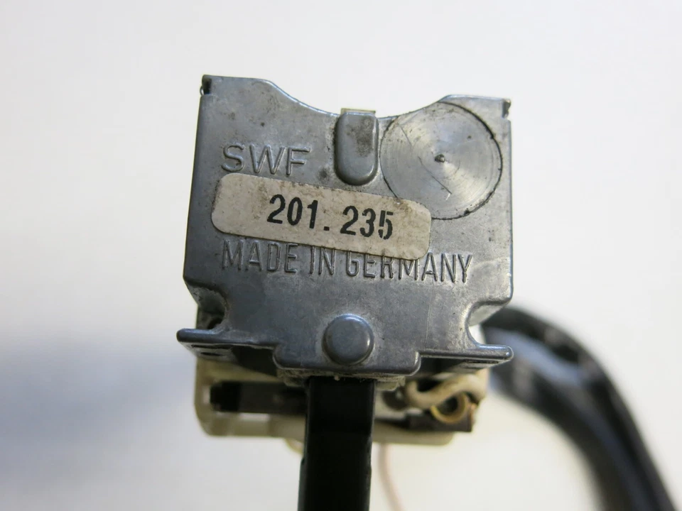 Interruptor de señal de giro Porsche 911 1982 SWF 201.235 Foto 4 de 4