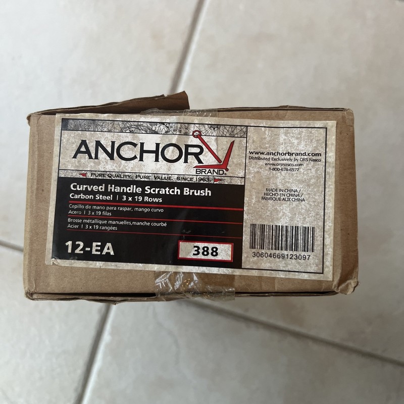 Anchor Curved Handle Scratch Brush