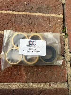 Triumph/BSA Twins Complete Fork Bushing Set