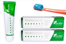 2x Opalescence Whitening Zahncreme 100ml  Cool Mint 10x Curaprox 5460 Zahnbürst 
