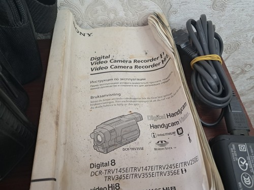 Sony PAL Handycam Camcorder - Digital8 - Video Transfer Camera DCR-TRV147E - Picture 23 of 24