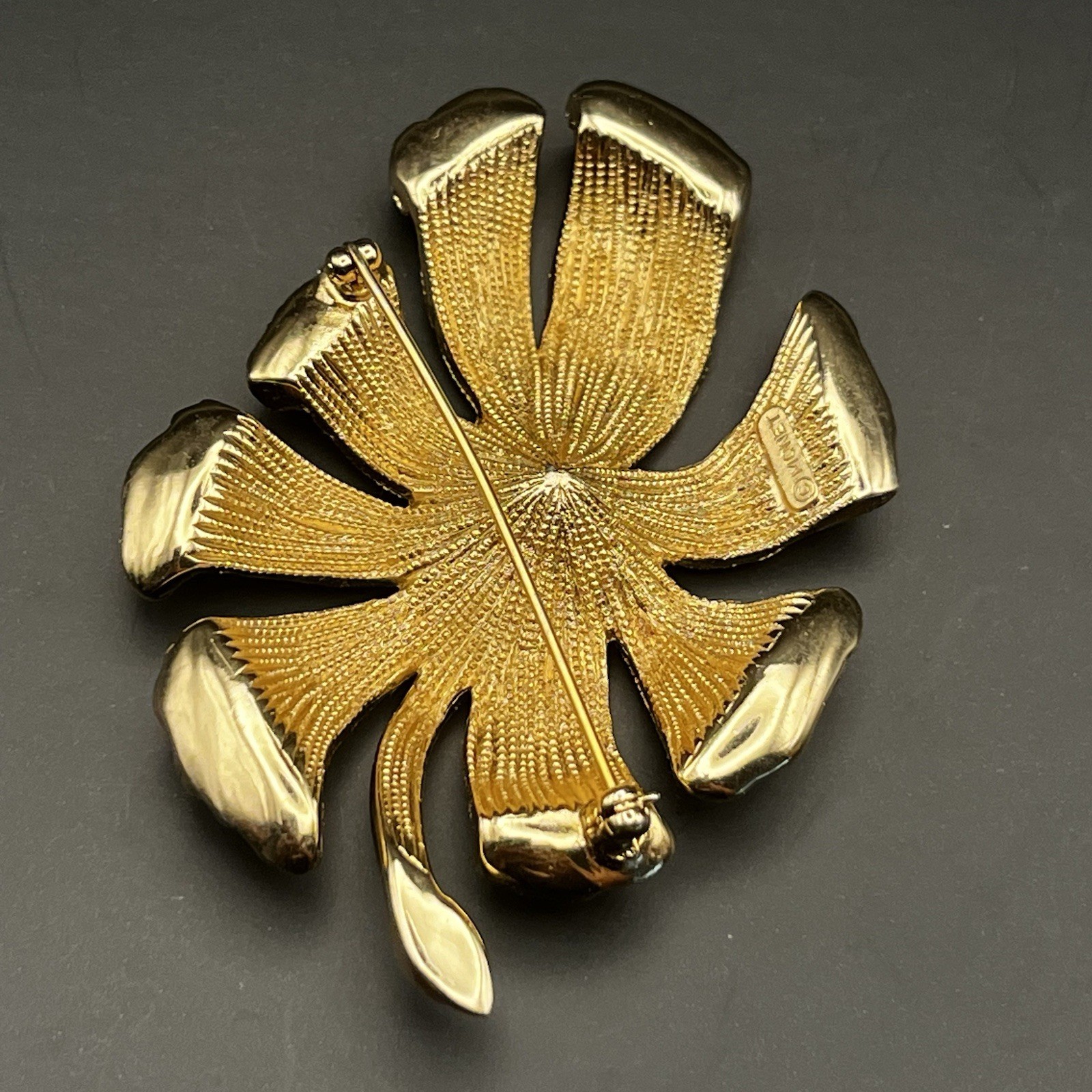 LARGE STATEMENT MONET FLORAL BROOCH HIBISCUS FLOW… - image 2