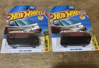 HOT WHEELS 2026 VW ID. BUZZ BOMB CANDY WHITE WITH PINK CLADDING Lot of 2-New