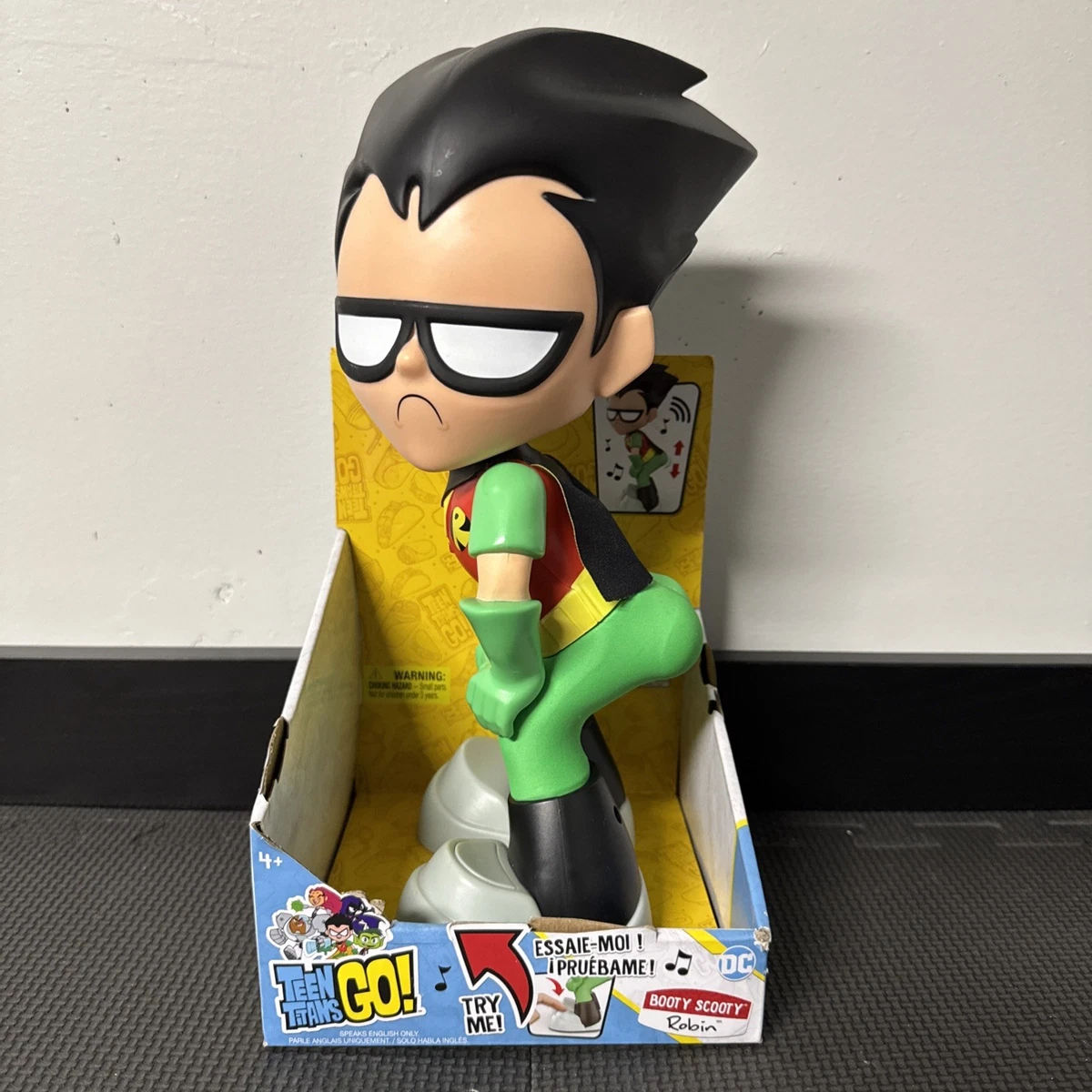 Figurine Teen Titans Go! - Robin Avec Véhicule Vac-Cycle Transformable (Bandai, Occasion)