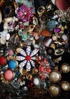 Estate Jewelry Lot Vintage Old Mod Art Craft Pieces Repair Costume 2lbs🌹
