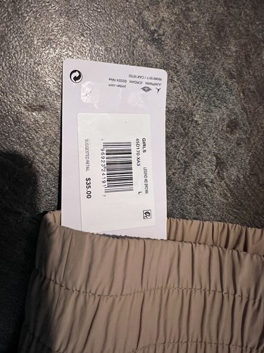 New Nike Jordan Girls' Jumpman Flying Shorts Size L MSRP:$35.00 - Picture 3 of 3