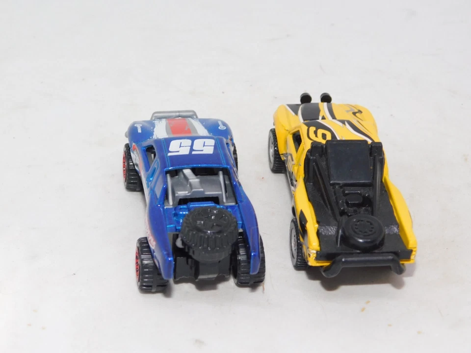 Camión Tonka Maisto Prerunner Toyota SR5 amarillo y Hot Wheels HW Daredevils lote 2 Foto 3 de 4
