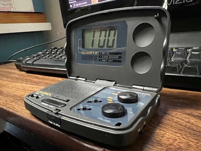 Casio Audio TR-101 Black Plastic Am/fm Travel Digital Clock Radio