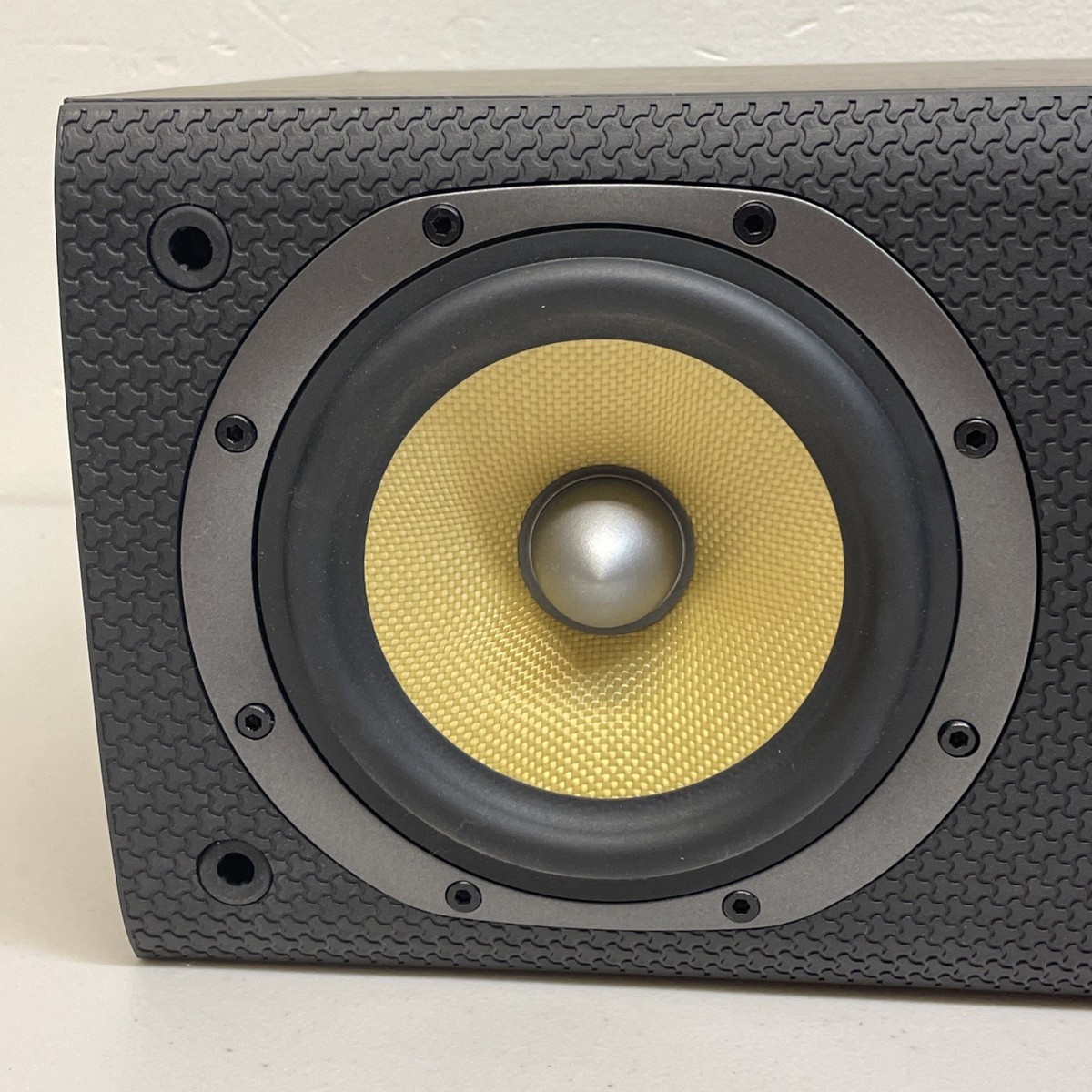 B&W LCR60 S3 Center Channel Speaker - Great Working Condition