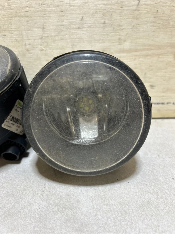 CONJUNTO FARO ANTINIEBLA DELANTERO IZQUIERDO O DERECHO INFINITI FX45 EX35 G37 OE Foto 2 de 4