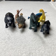 Dinosaur Toy Figures Lot of 7 Assorted Mixed Species Various Sizes Play Set