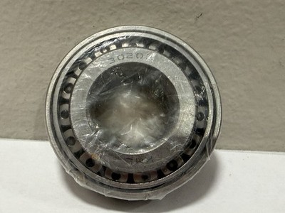 NOS KML 30203 Tapered Roller Bearing Metric 17x40x13.25mm OEM Industrial