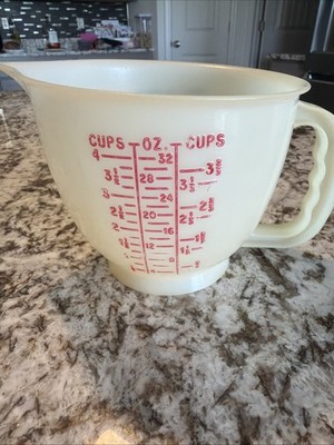 Vintage Tupperware 4 Cup Measuring Pitcher 1288-4