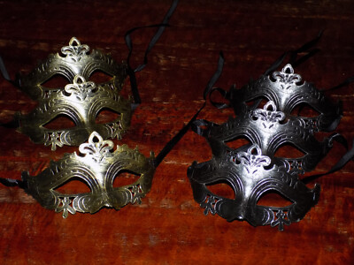 Set of 6 Masquerade Mask Halloween Mardi Gras 3 Gold 3 Silver
