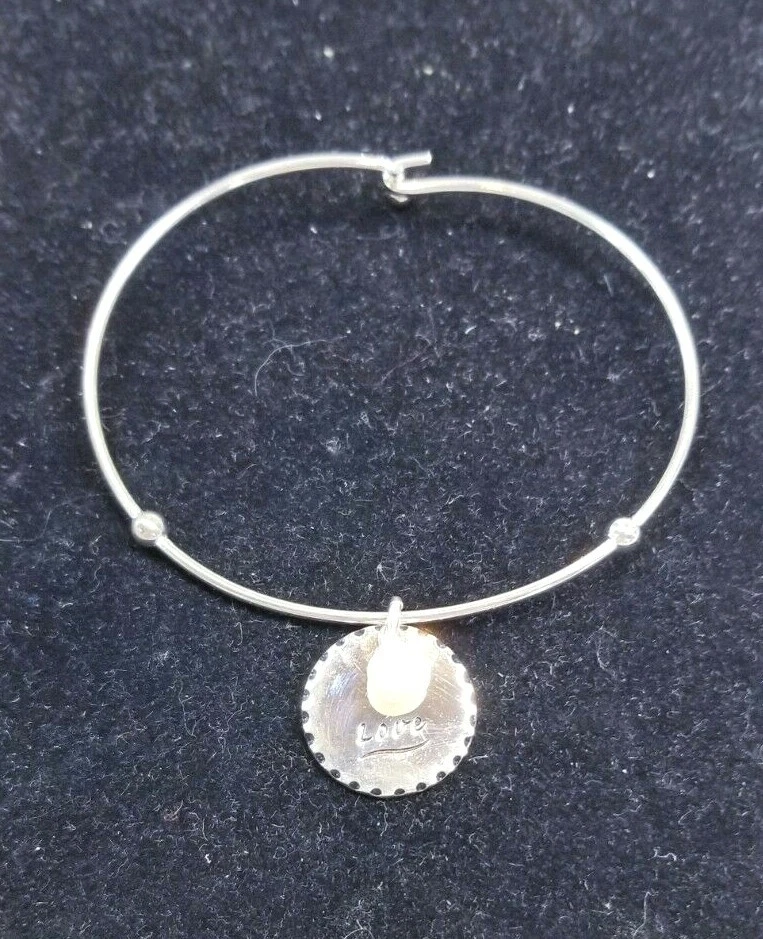 Vantel pearls bracelet clearance
