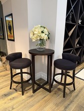 Set High Table and 2 Bar Stools