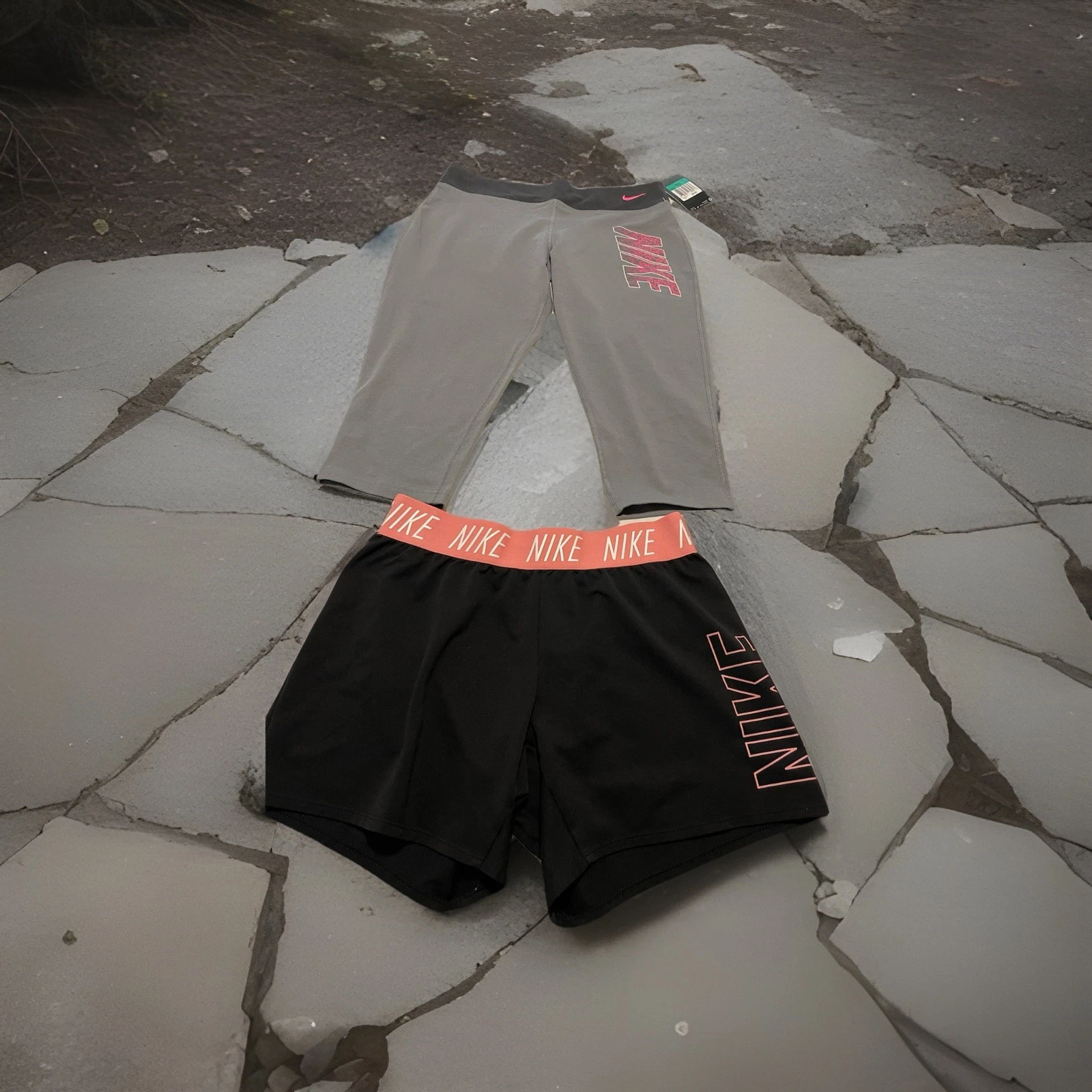 NIKE Athletic Wear Girls Lot Of 2 SIZE XL