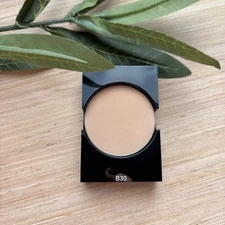 NEW Chanel Les Beiges Healthy Glow Sheer Powder  ~ B30 4g