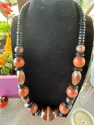 Organic chunky Necklace-End-cut of Coconut Palm/Natural Coconut Shell+ more