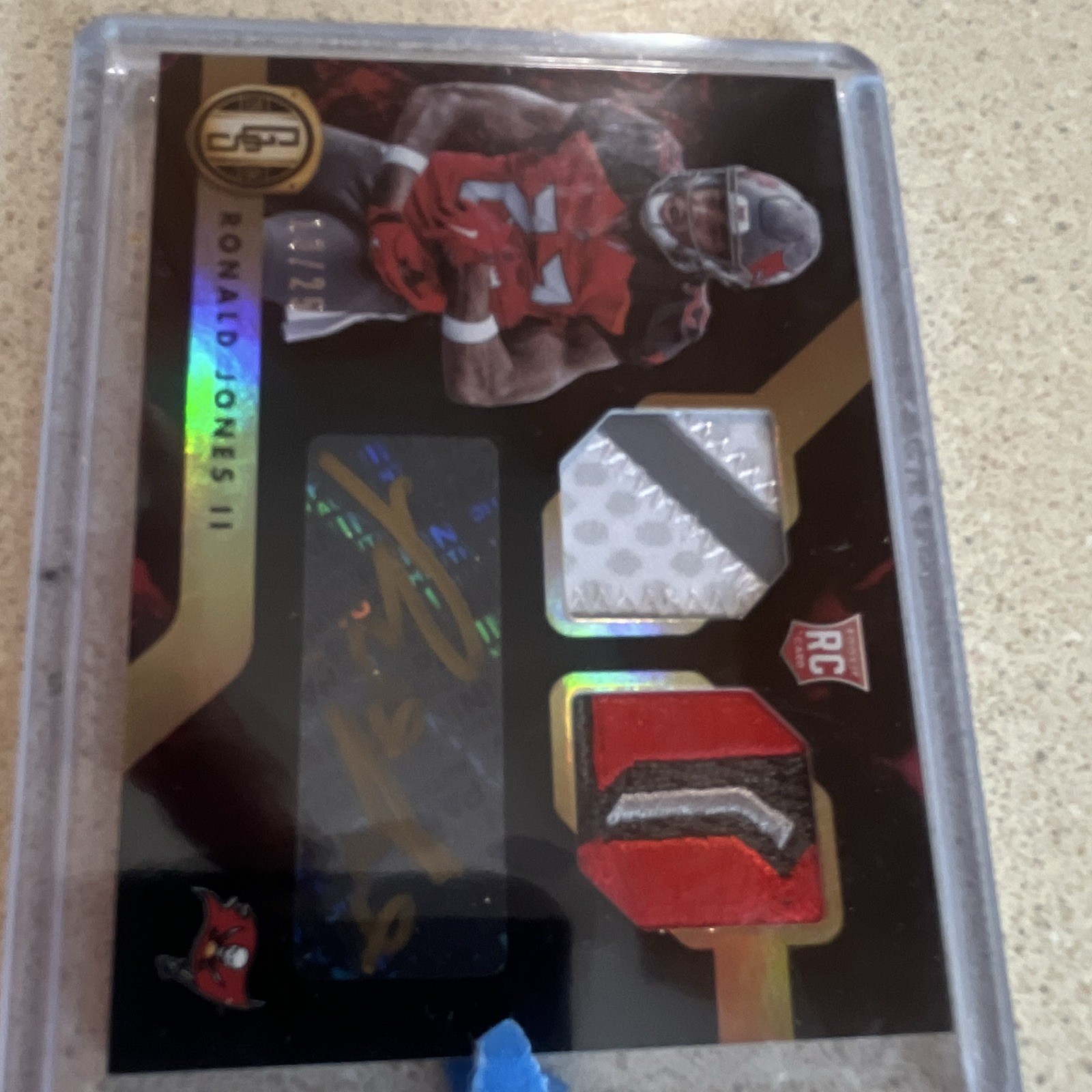Panini Rookie Patch Auto Ronald Jones II #257 Buccaneers /25