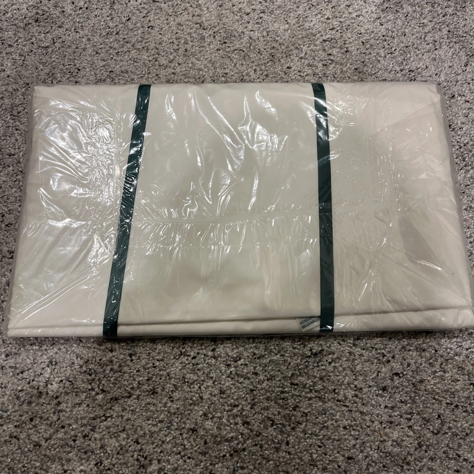 VTG NEW WAMSUTTA SUPERCALE 100% COTTON WHITE FITTED SHEET- DOUBLE (Full) - Image 4 of 4