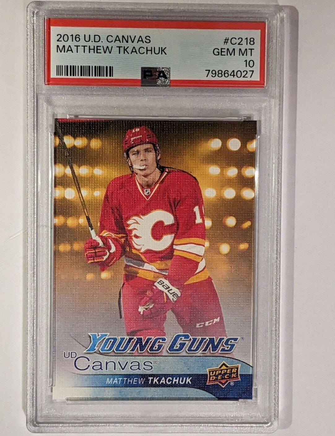 2016-17 Upper Deck - UD Canvas Young Guns #C218 Matthew Tkachuk (RC) PSA 10