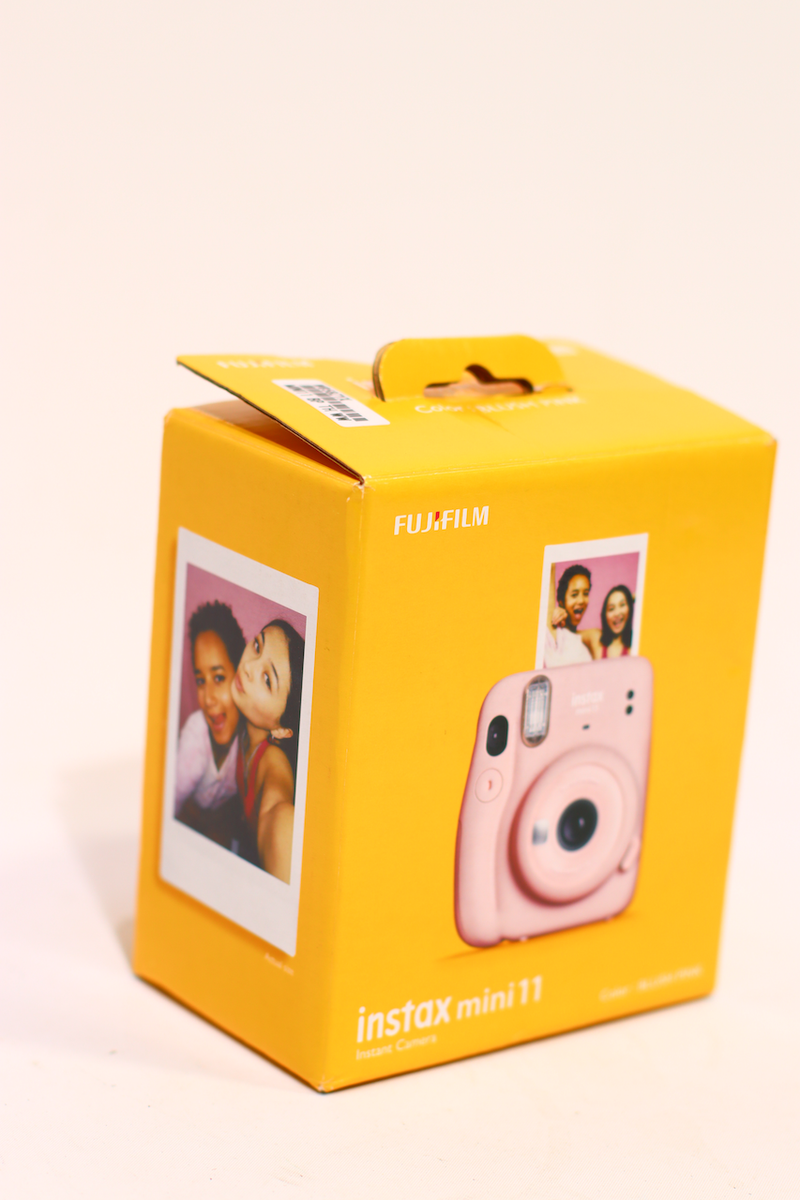 Fujifilm instax mini 11 イエロー Fujifilm instax mini 11 Instant Film Camera - Blush Pink | eBay