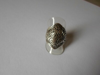 Bague Dôme Ethnique En Argent Massif — Taille 55/56, Occasion, Style Gros Et Marqué, Pièce Unique