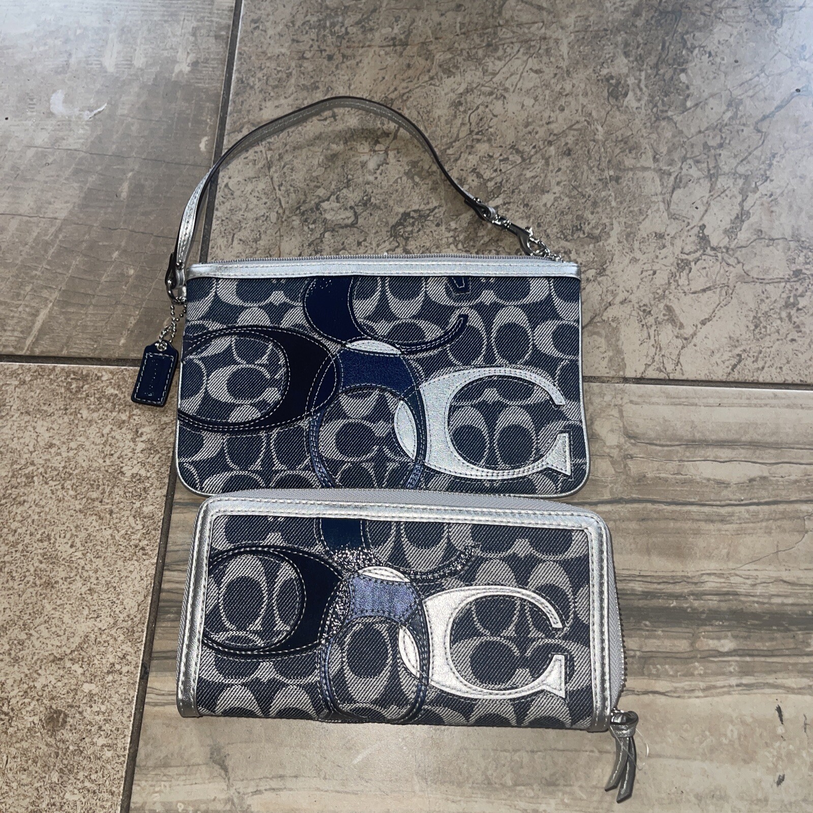 coach wallets - image 1