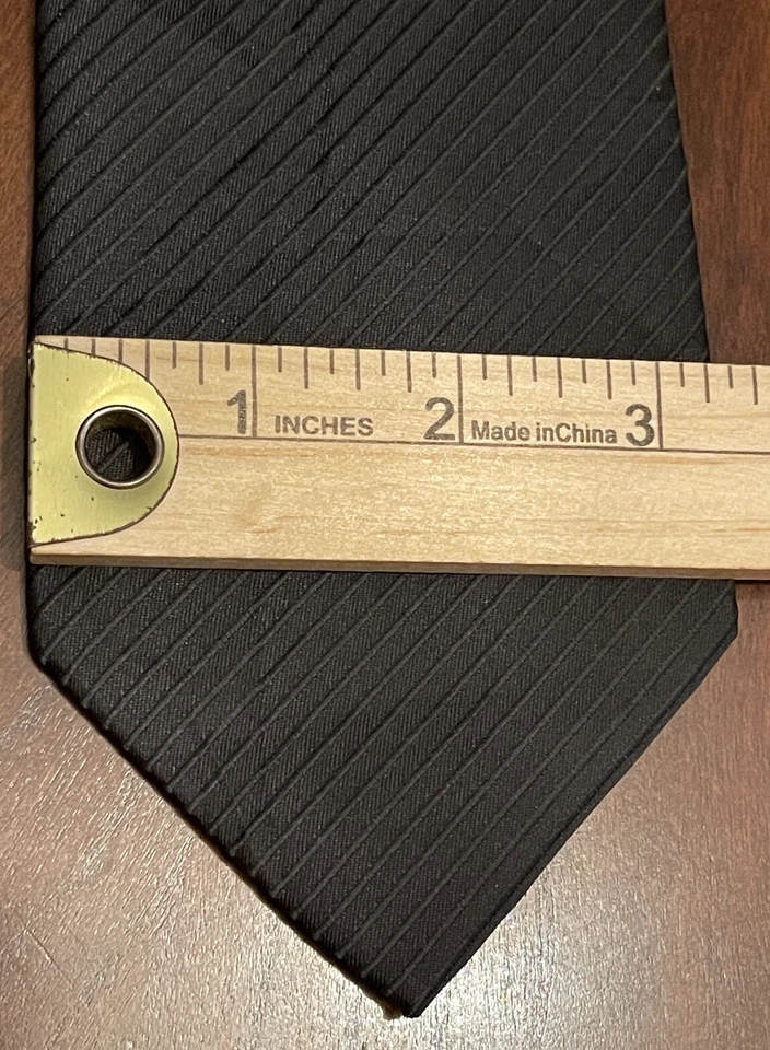 Corbata de cuello Geoffrey Beene negra hecha a mano 100 % poliéster para hombre hecha en China Foto 4 de 4