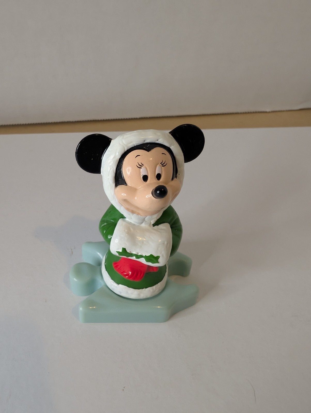 2000 Mickey's Once Upon a Christmas McDonalds Happy Meal Toy Mickey W/ Box
