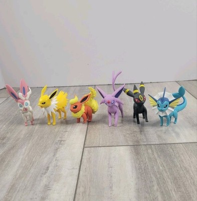 2017 Tomy Articulated Pokemon Figure Eevee Evolution Eeveelution 6 Figure Lot 