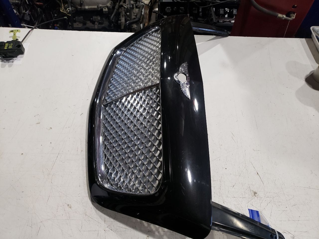 2006 Bentley Flying Spur Sedan Front Grille Assembly with Bracket OEM