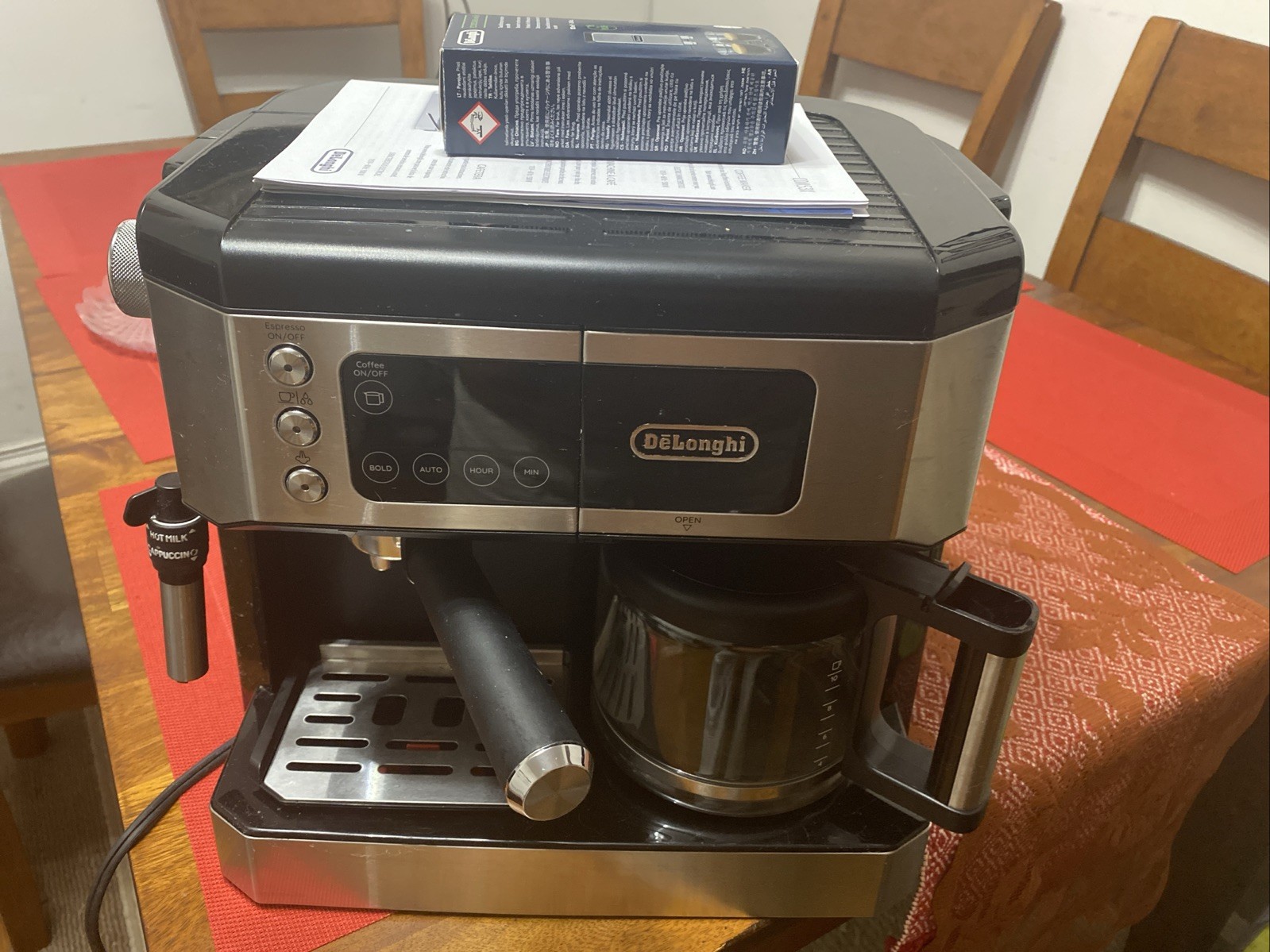 De'Longhi BCO430BM Combination Espresso and cappuccino Stainless Steel - Black