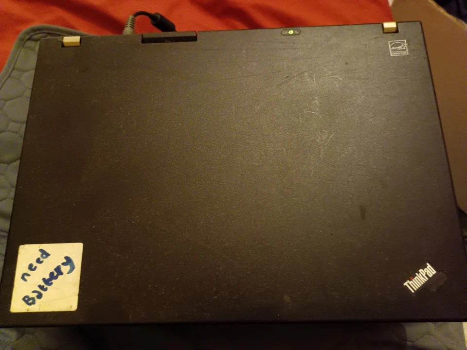 ThinkPad R61i - Image 4 of 4