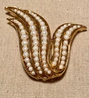 Vintage Jewelry Signed TRIFARI Large Gold Tone & Pearl Swirl Leaf Brooch