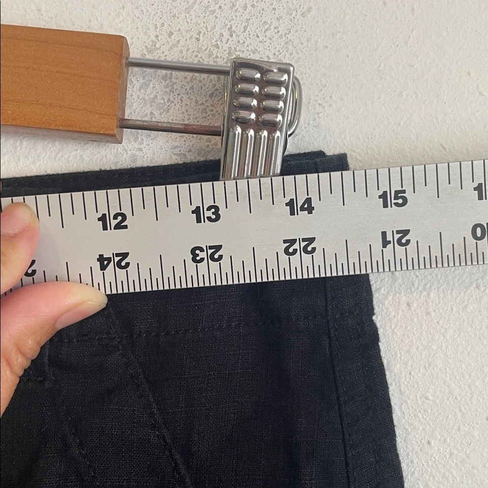 J. Pantalones cortos negros de lino Crew para mujer talla 2 Foto 4 de 4