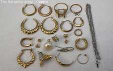 Modern 14K Yellow Gold Fine Jewelry Earrings And Chain Mixed Lot